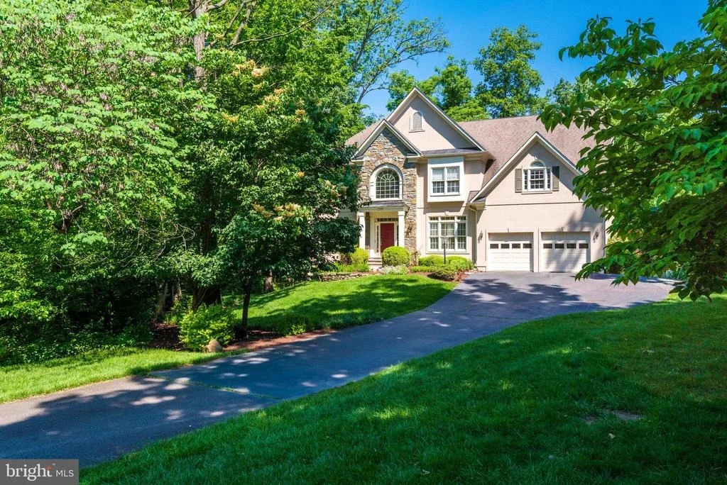 Photo of 12104 WALNUT BRANCH ROAD