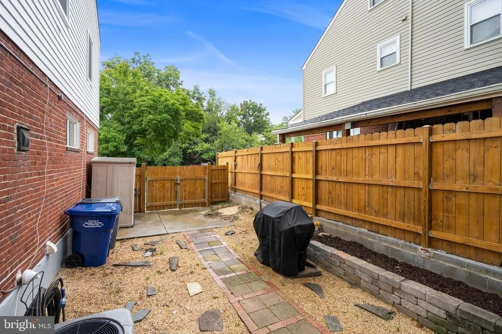 Photo of 2227 SWEETBRIAR DRIVE