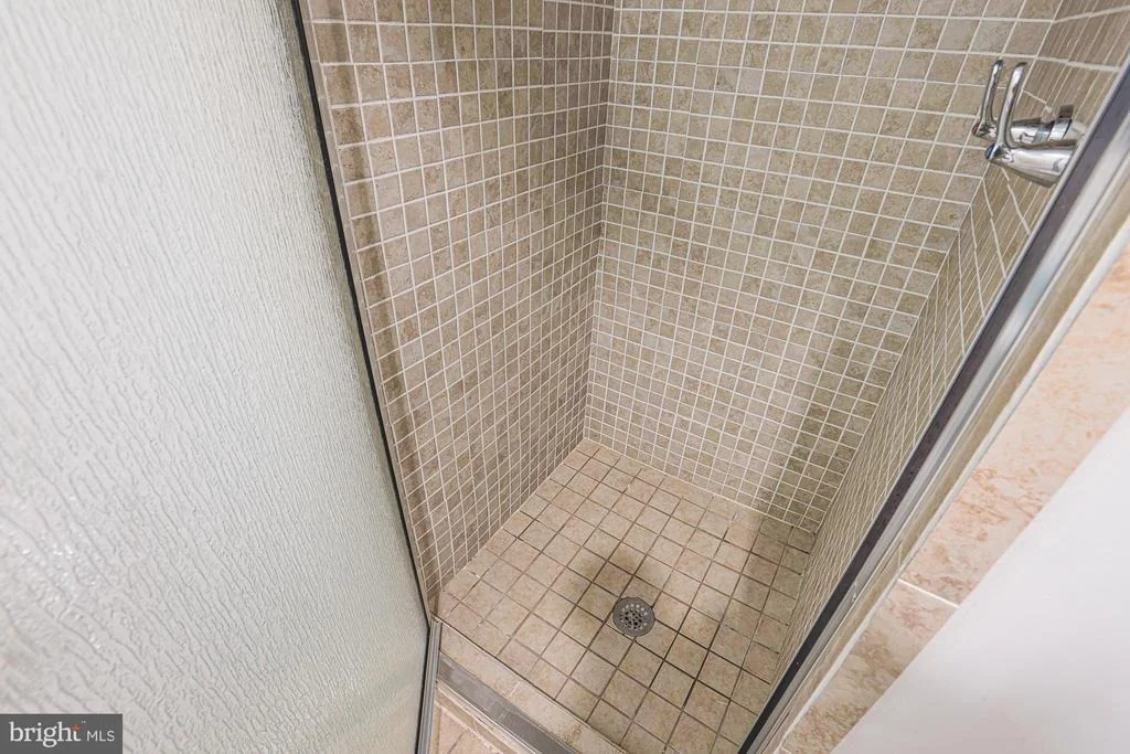 Photo of 3310 LABYRINTH ROAD