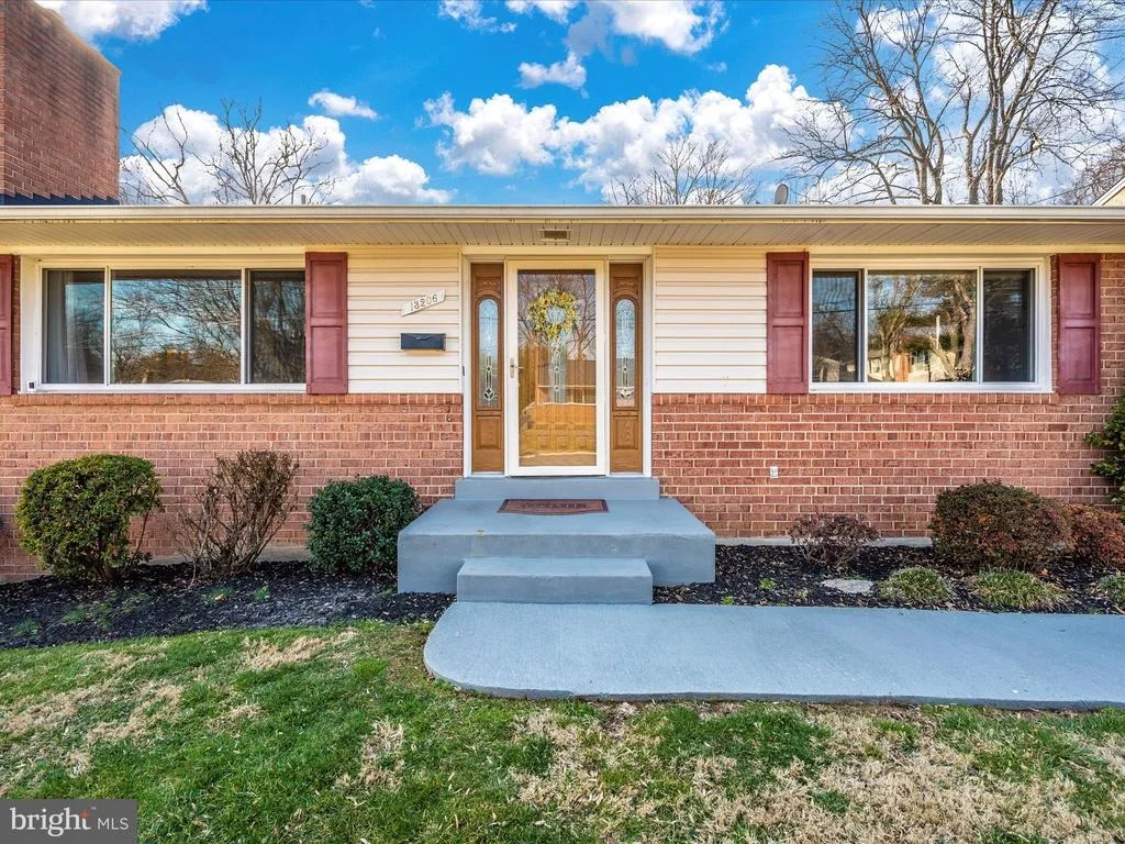 Photo of 13206 BLUHILL ROAD