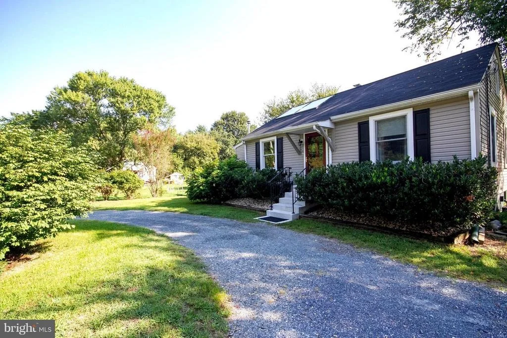 Photo of 987 PATUXENT ROAD