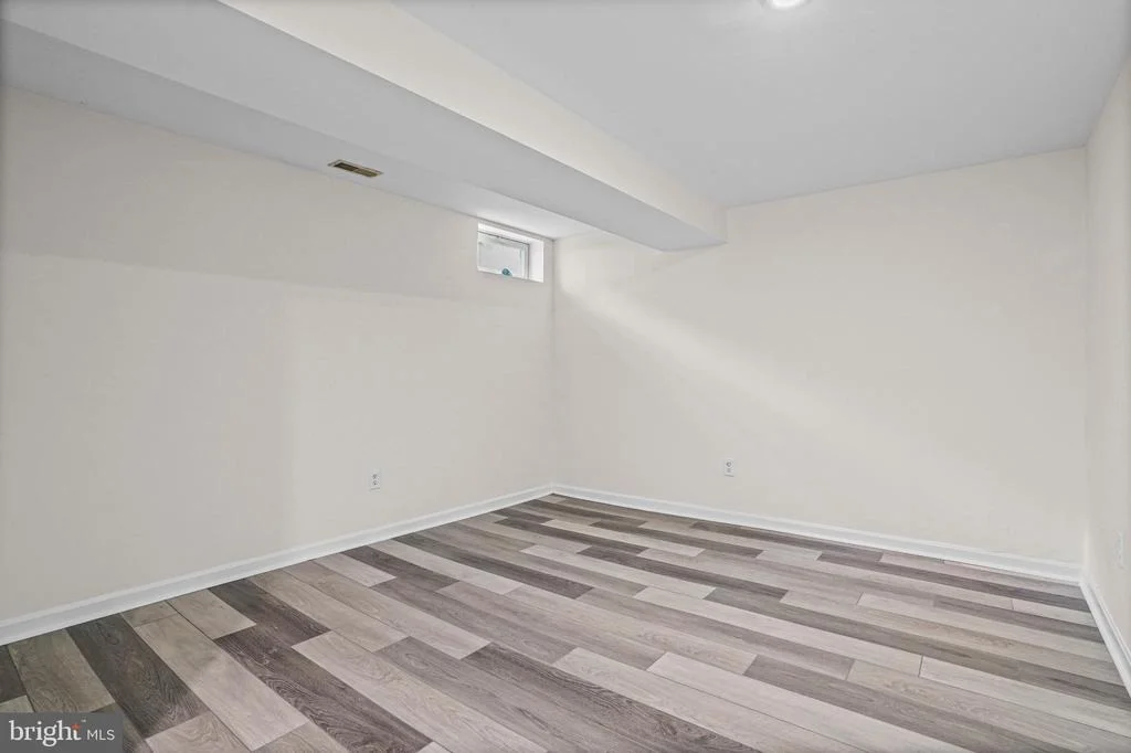 Photo of 5082 SPRINGHOUSE CIRCLE