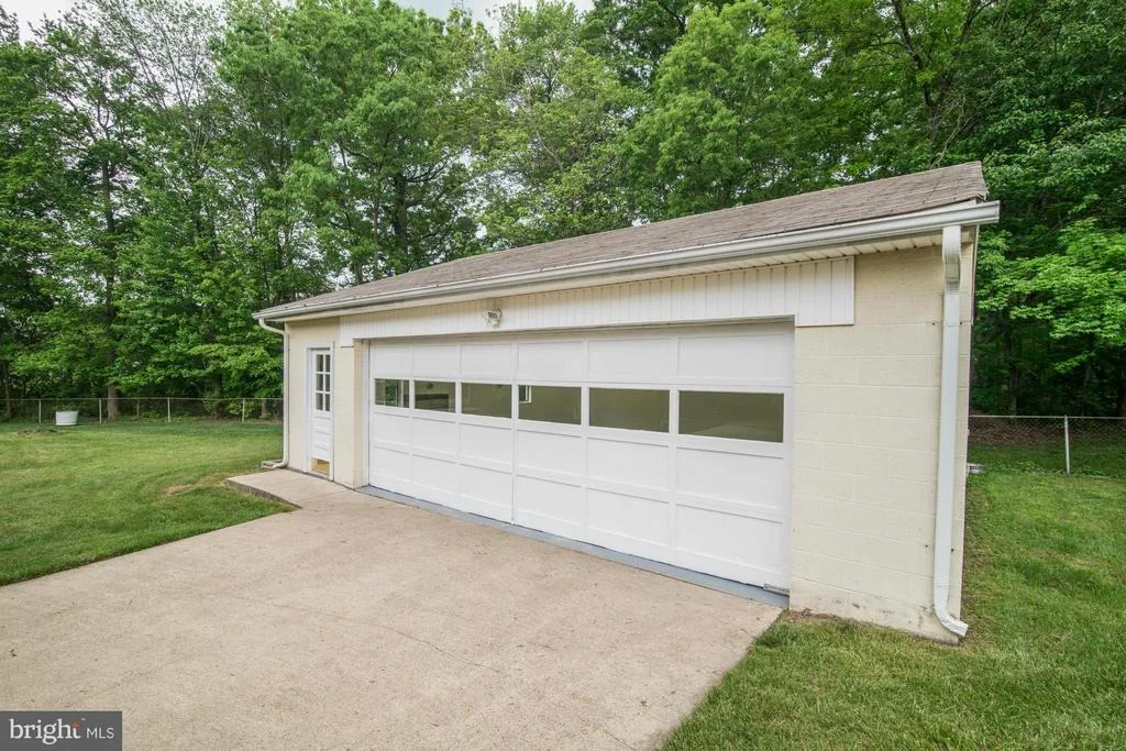 Photo of 12902 FOREST VIEW DRIVE