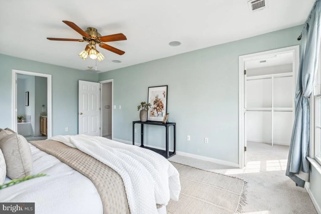Photo of 1037 LINDFIELD DRIVE