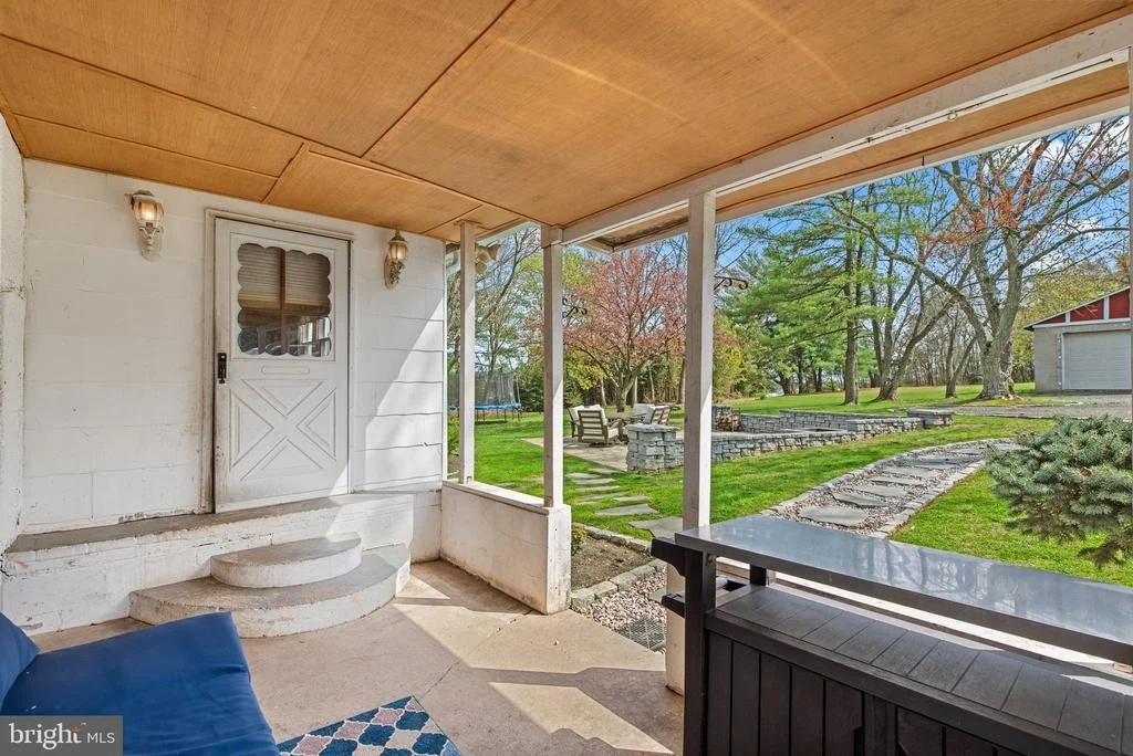 Photo of 7407 RIDGE ROAD