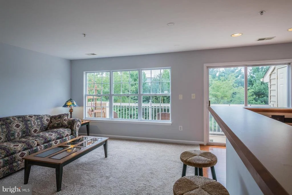Photo of Unit 2128 at 1908 CRESCENT PARK DRIVE