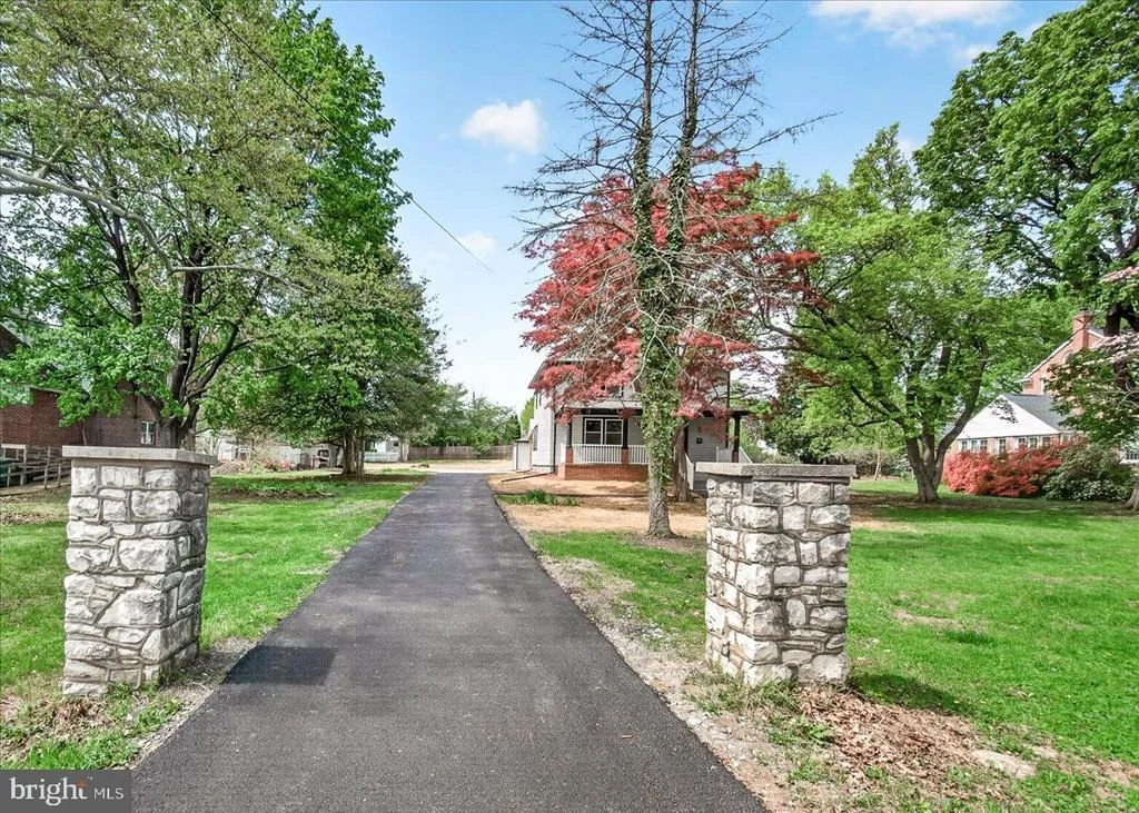 Photo of 629 WILSON PLACE