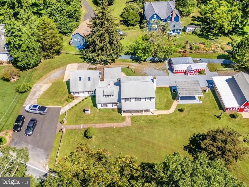 Photo of 17515 DOCTOR BIRD ROAD
