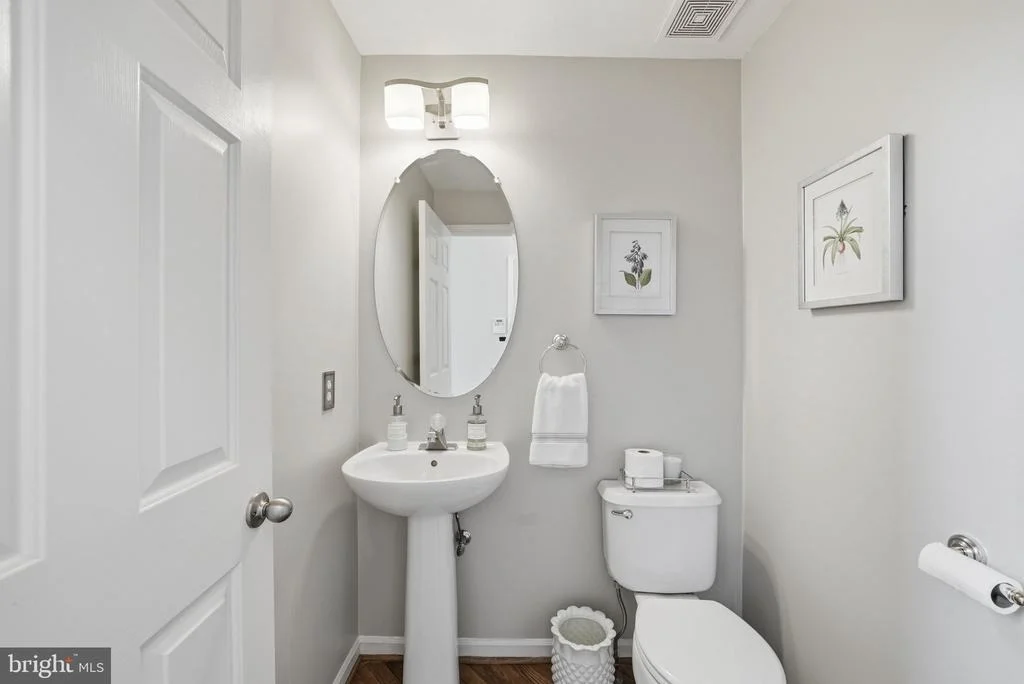 Photo of 44028 TAVERN DRIVE