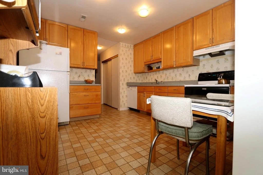 Photo of Unit 2C at 14905 PENNFIELD CIRCLE