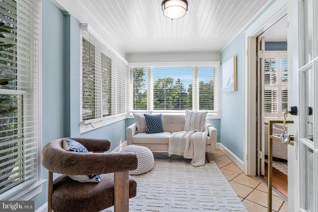 Photo of 4701 RIVER ROAD