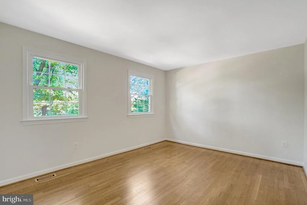 Photo of 8517 ELECTRIC AVE