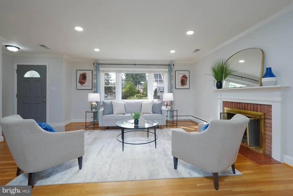 Photo of 1635 DINNEEN DRIVE