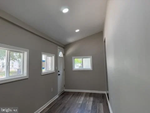 Photo of 212 W 7TH STREET