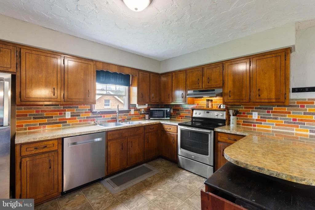 Photo of 185 PINE GROVE ROAD