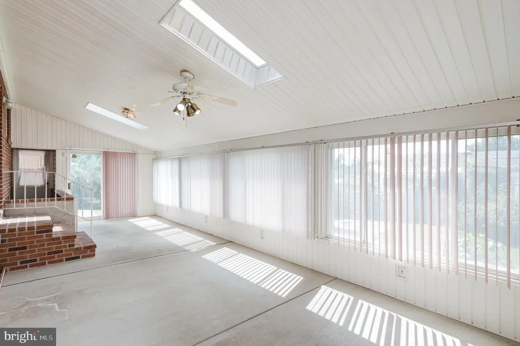 Photo of 7345 MANCHESTER ROAD