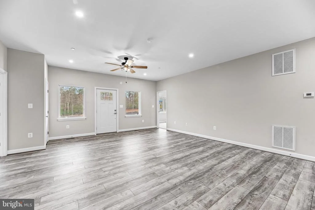 Photo of 20250 HAWKS WAY