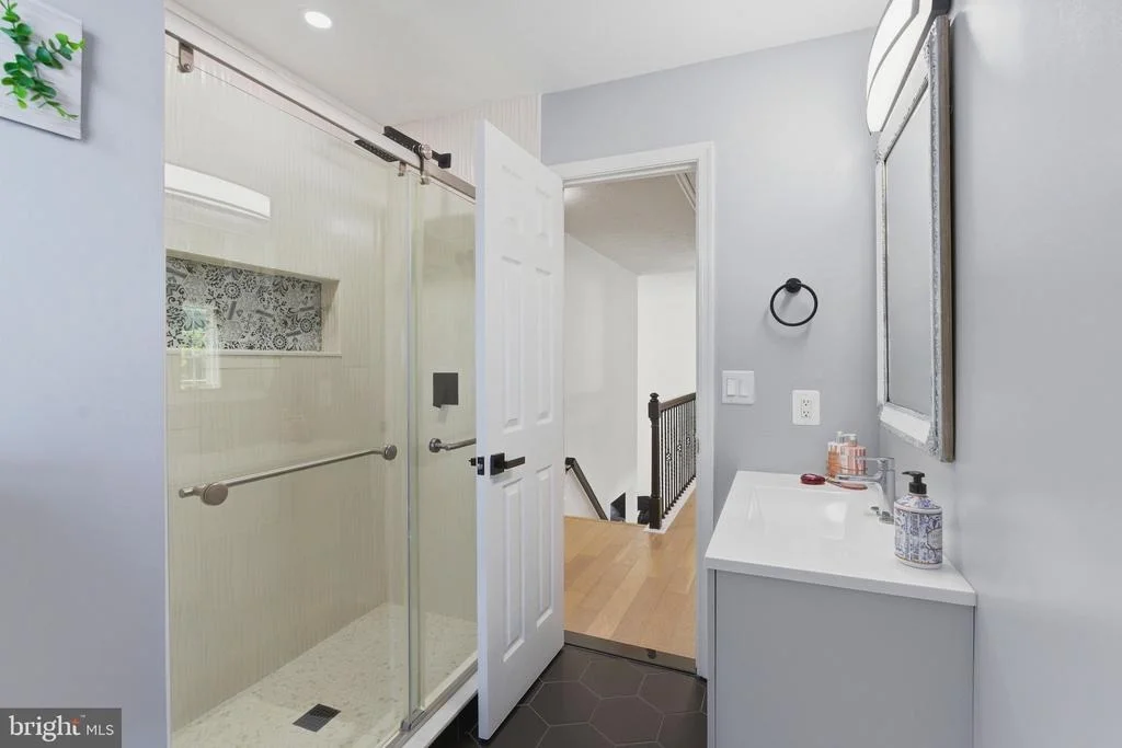 Photo of 10654 ASHFORD CIRCLE
