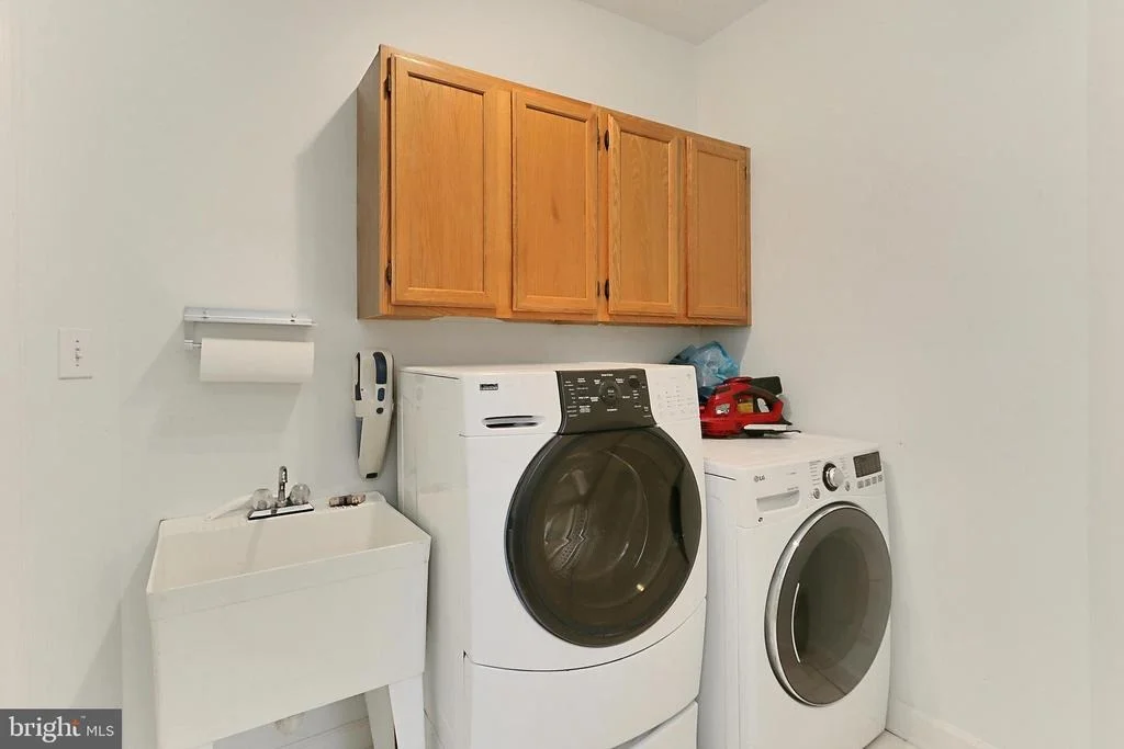 Photo of 8265 PRIVATE LANE