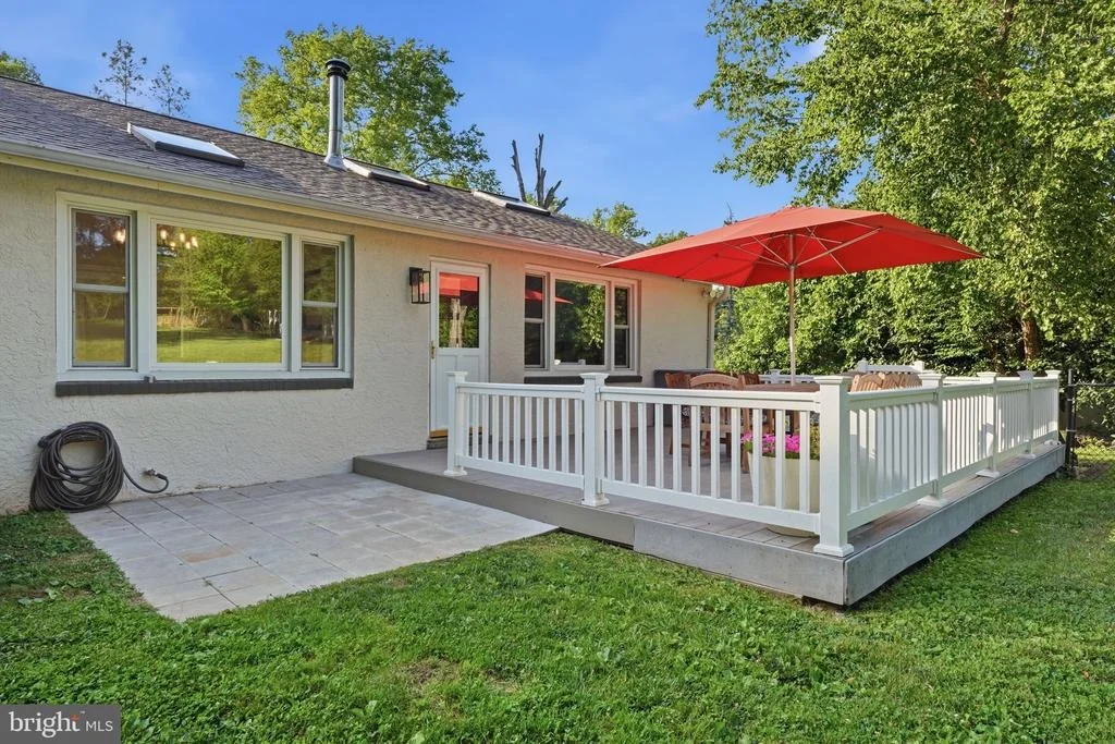 Photo of 607 MCKEAN ROAD