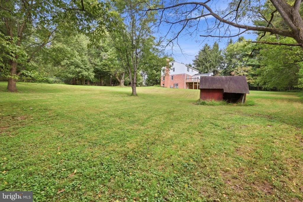 Photo of 28405 HONEYSUCKLE DRIVE
