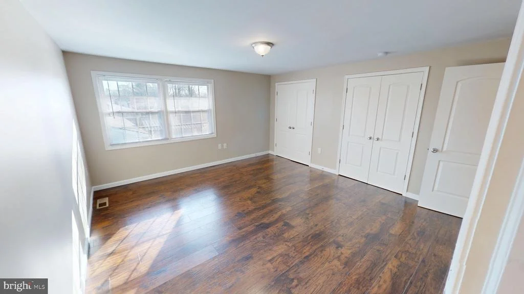 Photo of 5014 NICHOLAS ROAD