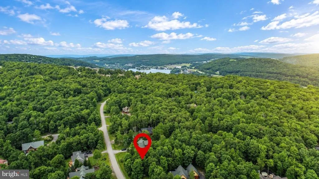 Photo of 84 MOUNTAINTOP ROAD