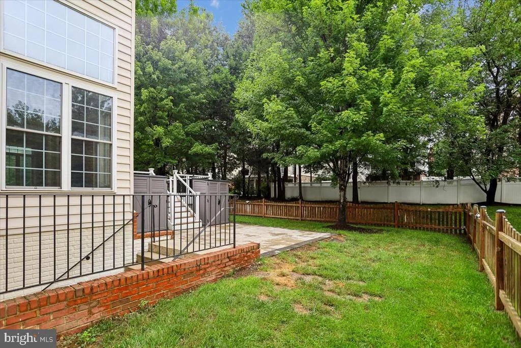 Photo of 42855 CHATELAIN CIRCLE