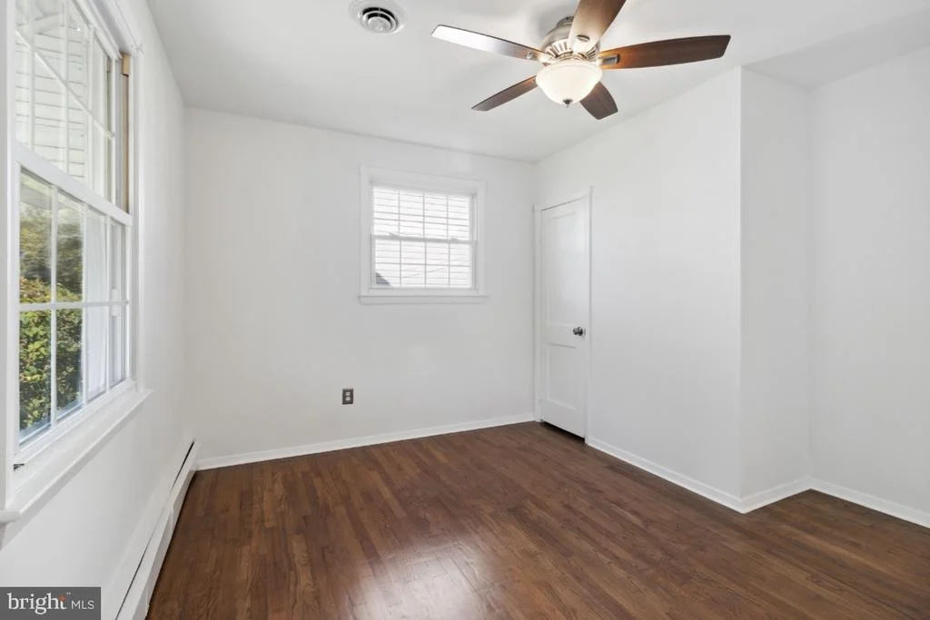 Photo of 638 LONGVIEW DRIVE