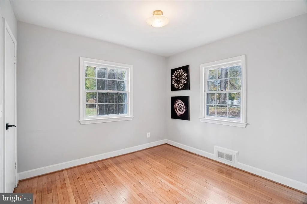 Photo of 7110 RIVERDALE ROAD