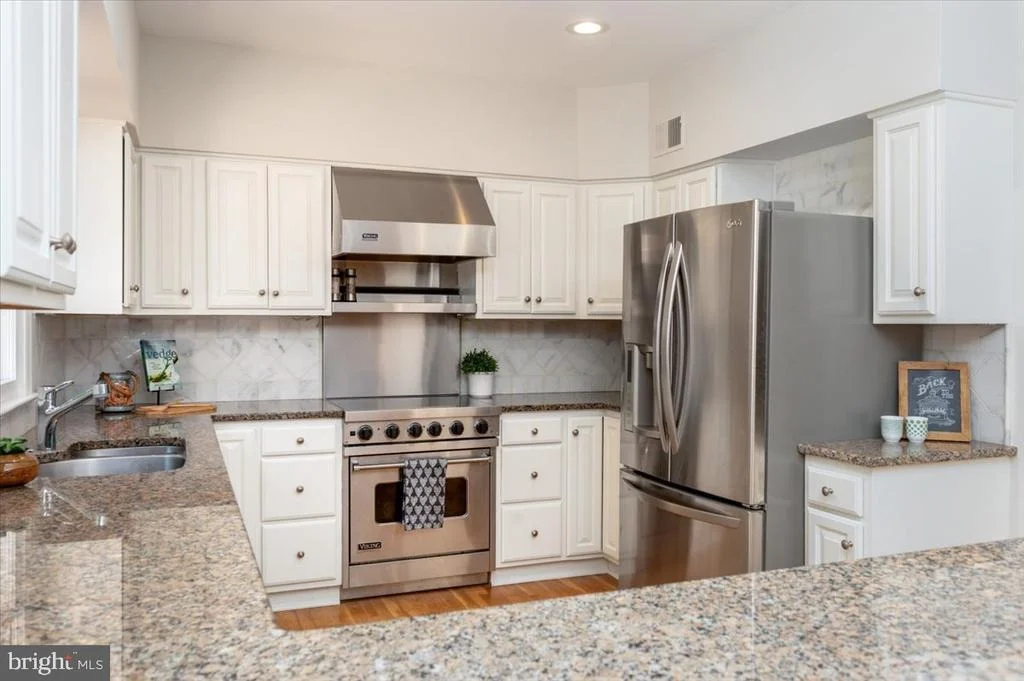 Photo of 534 POST OAK ROAD