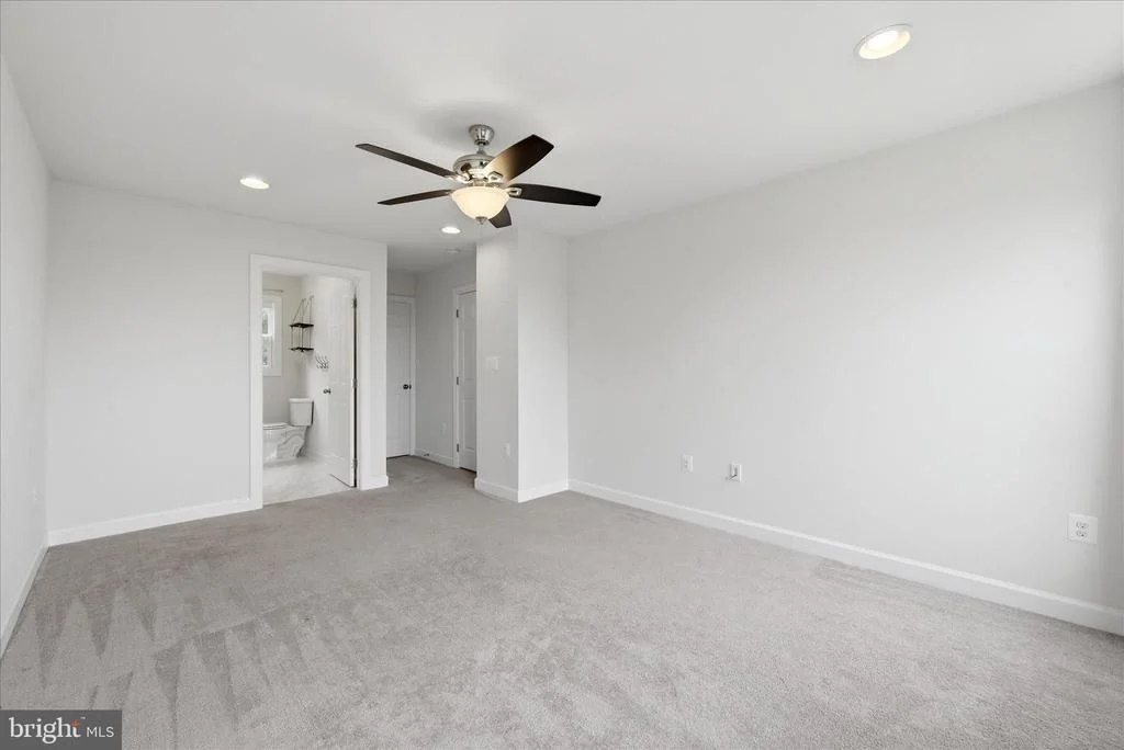 Photo of 200 FAIRWAY CIRCLE