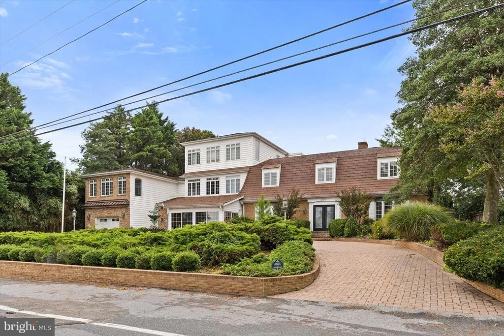 Photo of 20340 SILVER LAKE DRIVE
