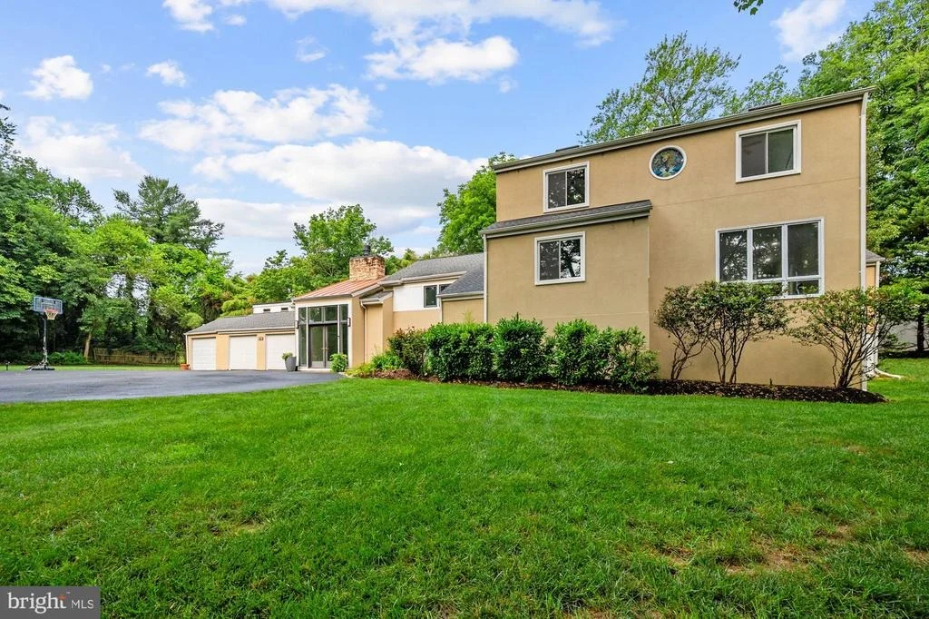 Photo of 1316 ALPS DRIVE