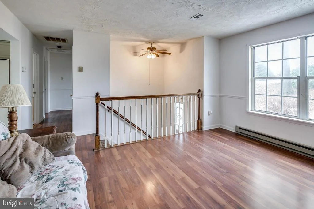 Photo of 1596 SMILEY DRIVE