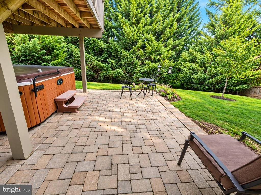 Photo of 10425 SWEEPSTAKES ROAD