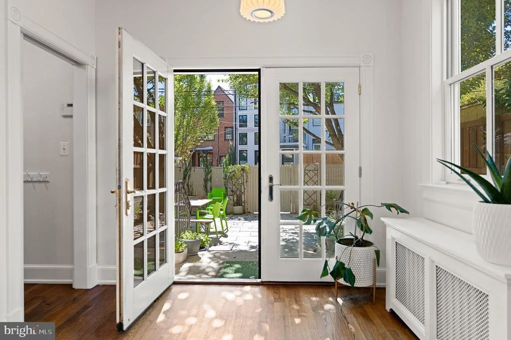 Photo of 4448 RESERVOIR ROAD NW