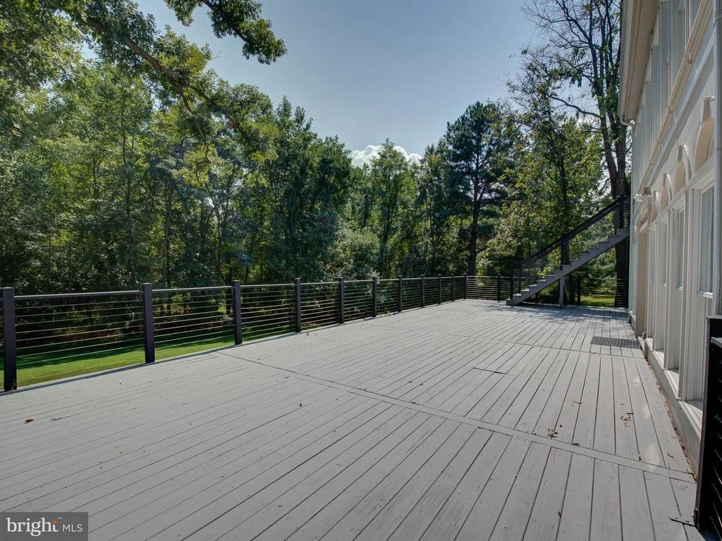 Photo of 11769 HOLLYVIEW DRIVE