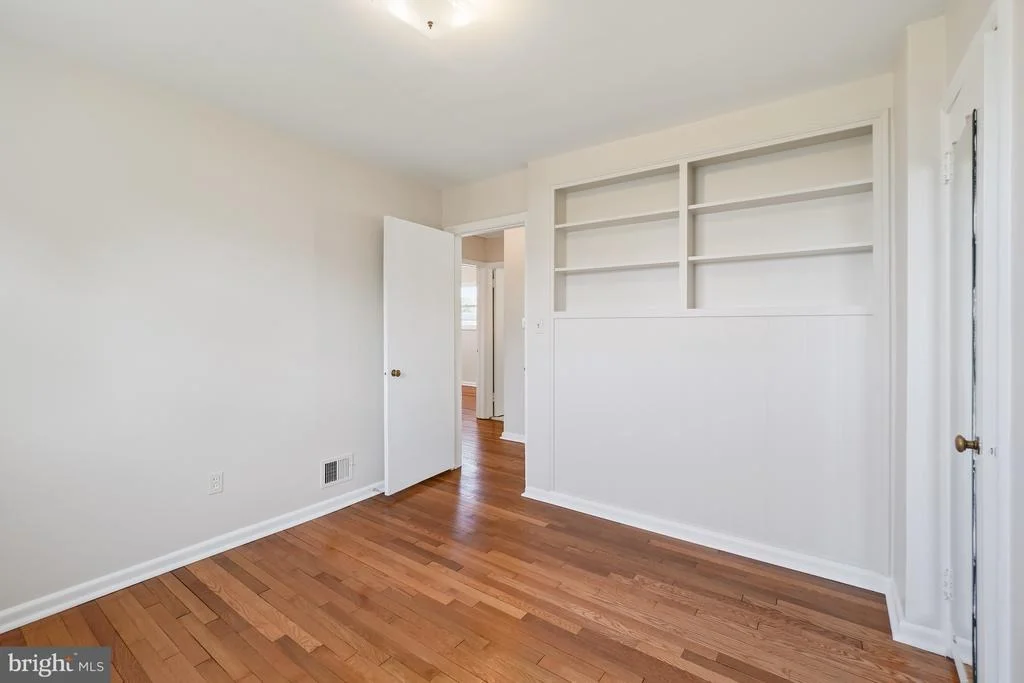 Photo of 1615 PARHAM PLACE
