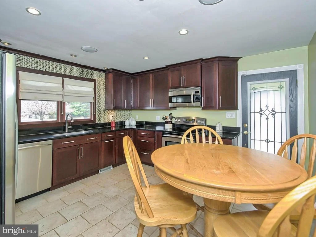 Photo of 4723 OLD MIDDLETOWN ROAD