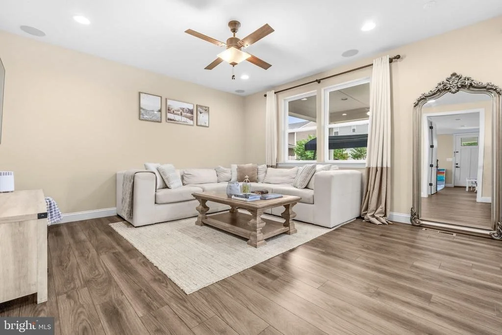 Photo of 2125 CHESTNUT DRIVE