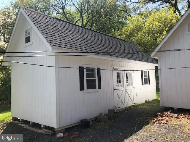 Photo of 5439 SHOOKSTOWN ROAD