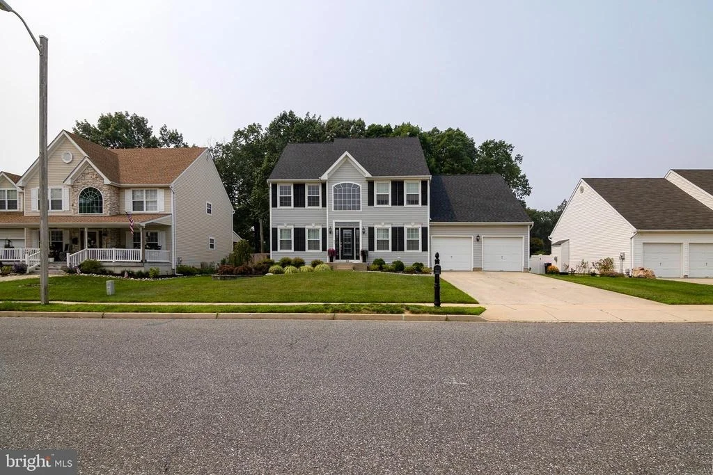 Photo of 13 WYE MILL DRIVE