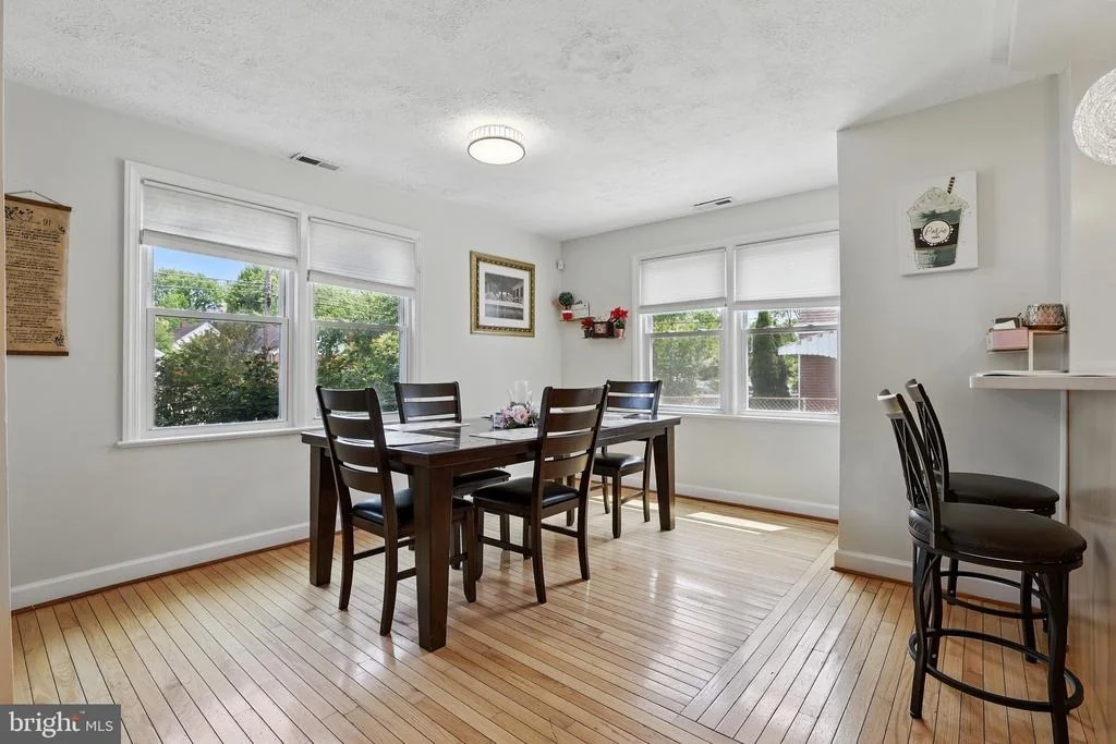 Photo of 6836 STANDISH DRIVE