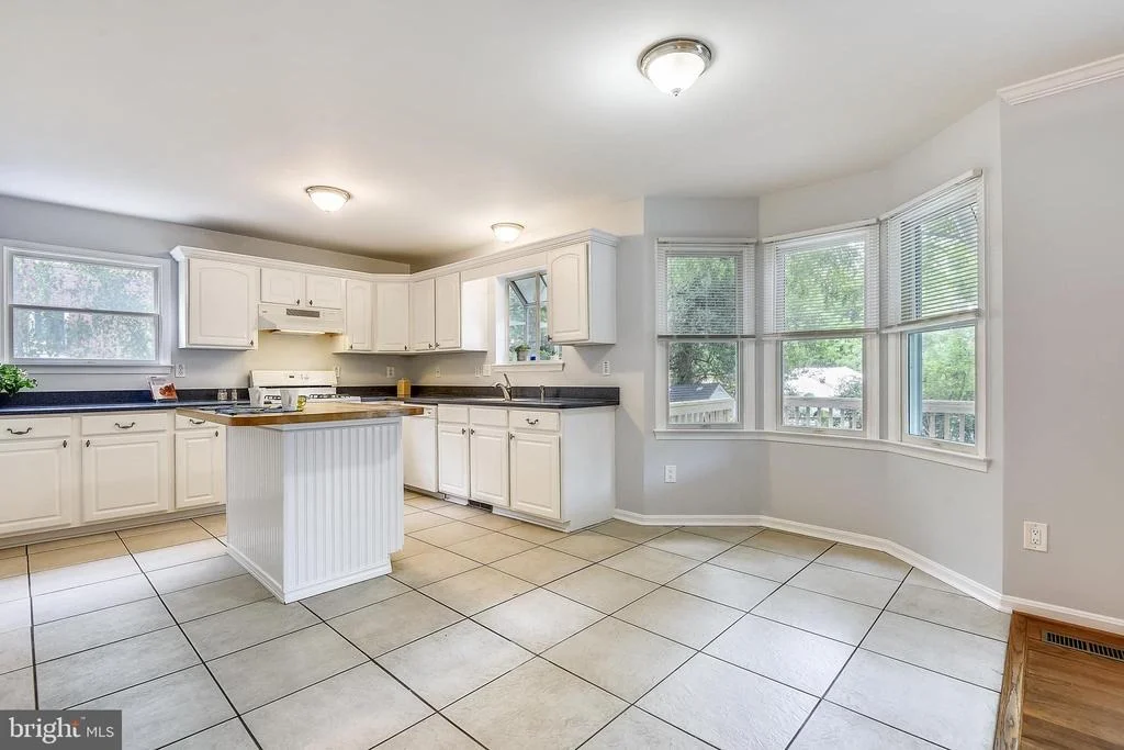 Photo of 722 MILLS WAY