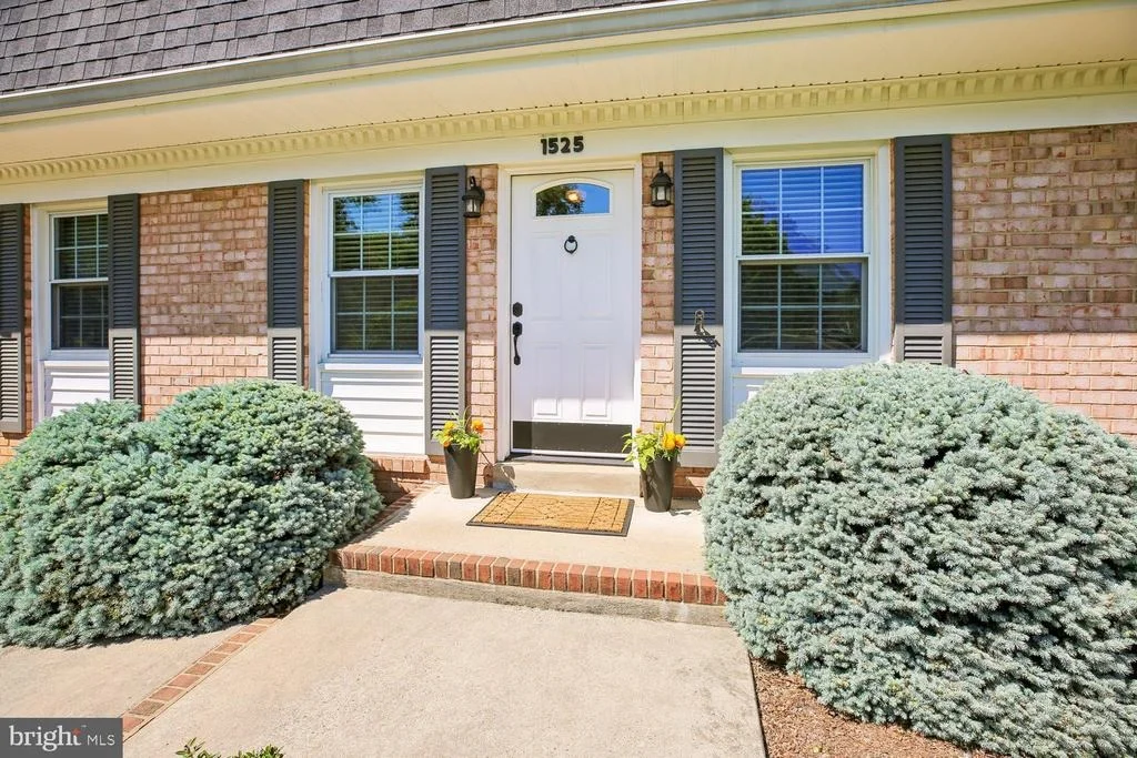 Photo of 1525 ARBOR VIEW ROAD