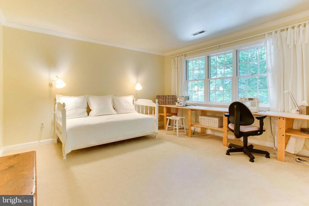 Photo of 10425 MOUNT VERNON DRIVE