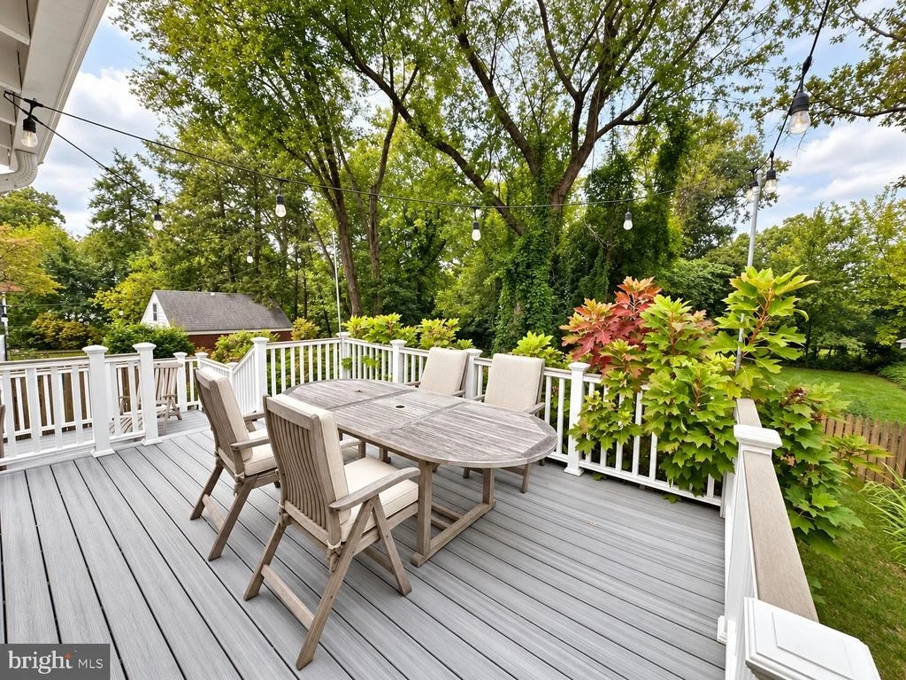 Photo of 3113 2ND ROAD N