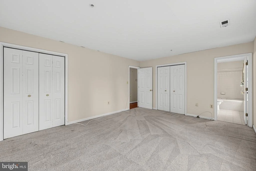 Photo of 9223 E GARY LANE E