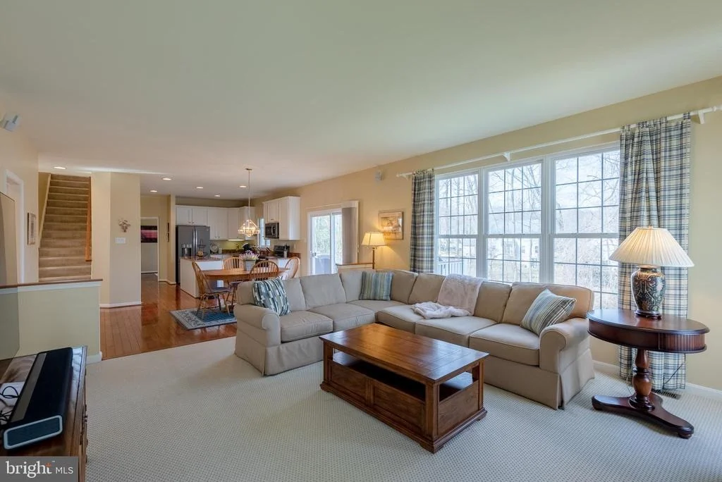 Photo of 10419 WHITE COURT